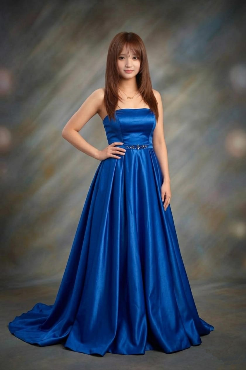 Portrait of the debutante